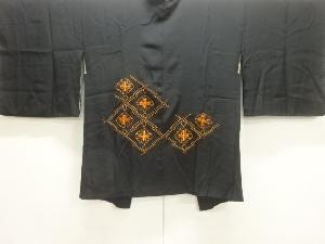 松皮菱に花模様一つ紋絵羽織